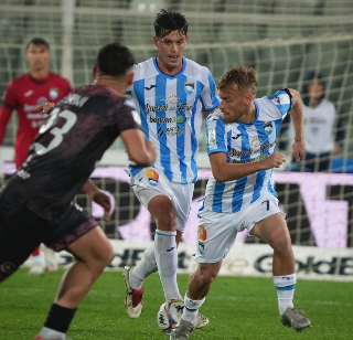 Cuore Pescara! Rimonta da brividi all’Adriatico: da 0-2 a 2-2 contro la Carrarese