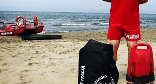 Estate sicura sulla costa pescarese: 148 soccorsi grazie al progetto “Ambulanze del Mare”