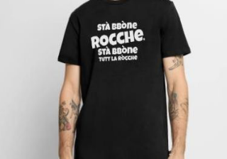 Le magliette che raccontano l’Abruzzo: il dialetto diventa moda